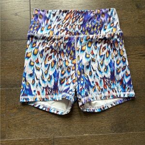 Fleo shorts true high